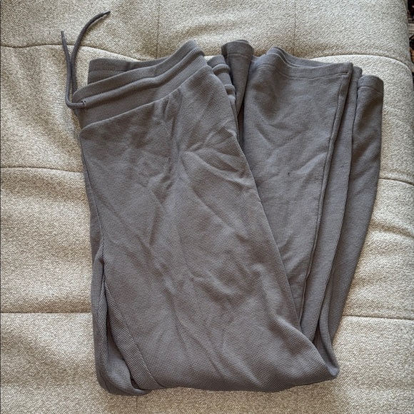 Aritzia Pants - Aritzia x Sunday Best - Waffle Lounge Pants